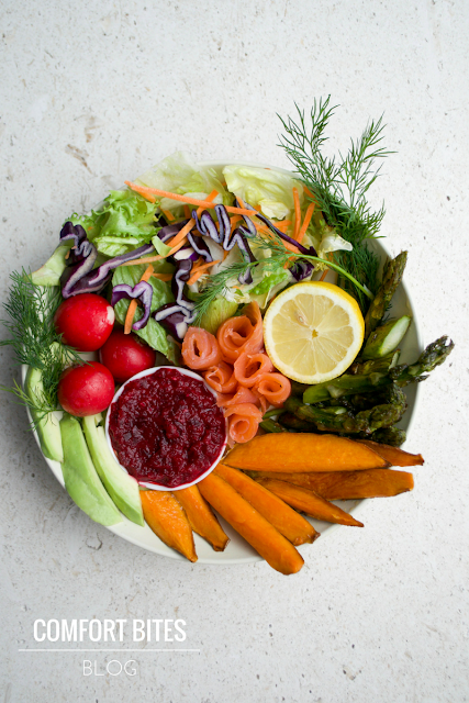 Smoked Salmon Salad Bowl - AIP, paleo, primal Smoked Salmon Salad Bowl
