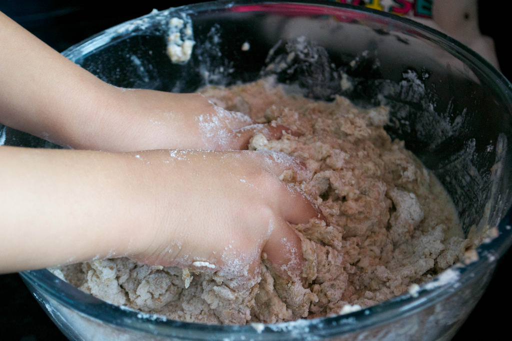 sweetpea pantry pizza kneading dough