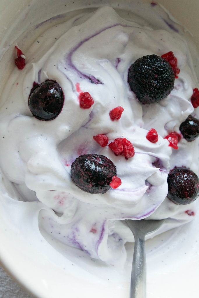 coconut cream and berries vanilla