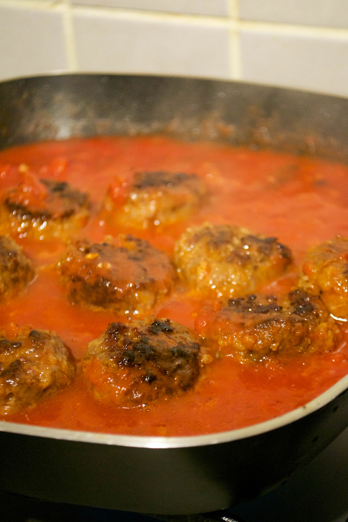 muddy boots meatballs in sauce