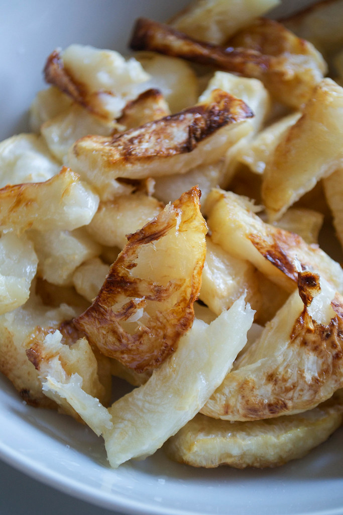 aip paleo celeriac chips fries in bowl