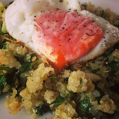 kale quinoa and egg