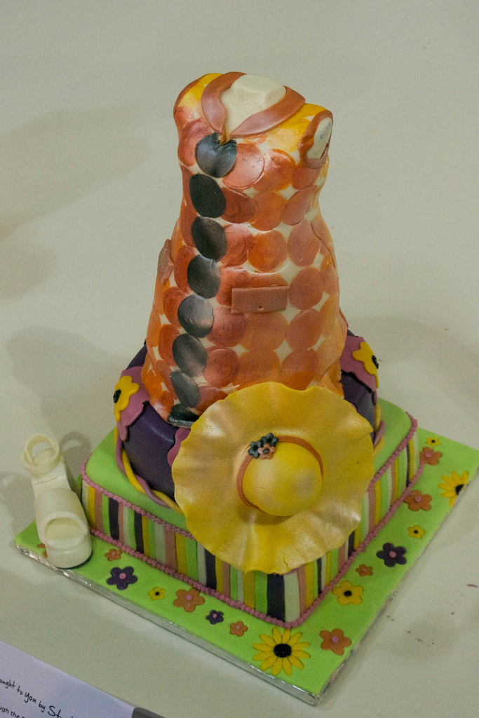 veronica rondon 1970s cake