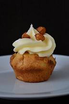 Peanut and vanilla cupcakes