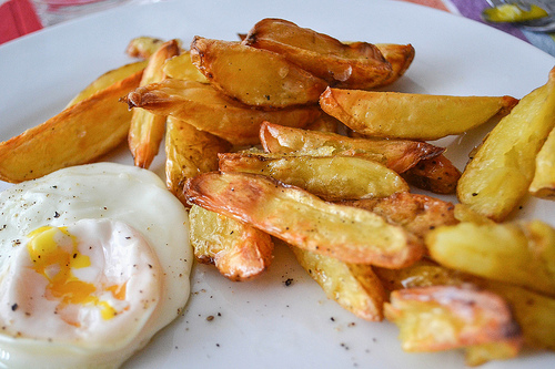 egg and home cooked oven chips
