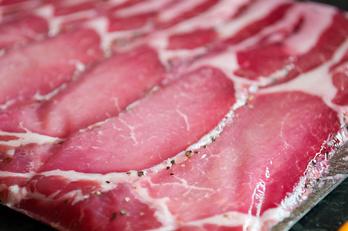 beetroot and black pepper bacon raw